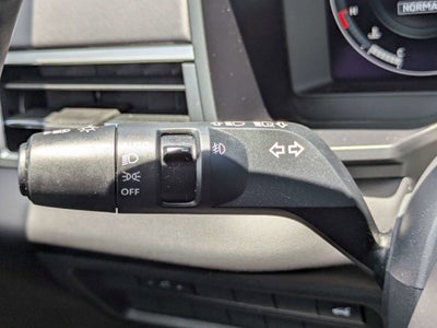 2024 Mitsubishi Outlander Base