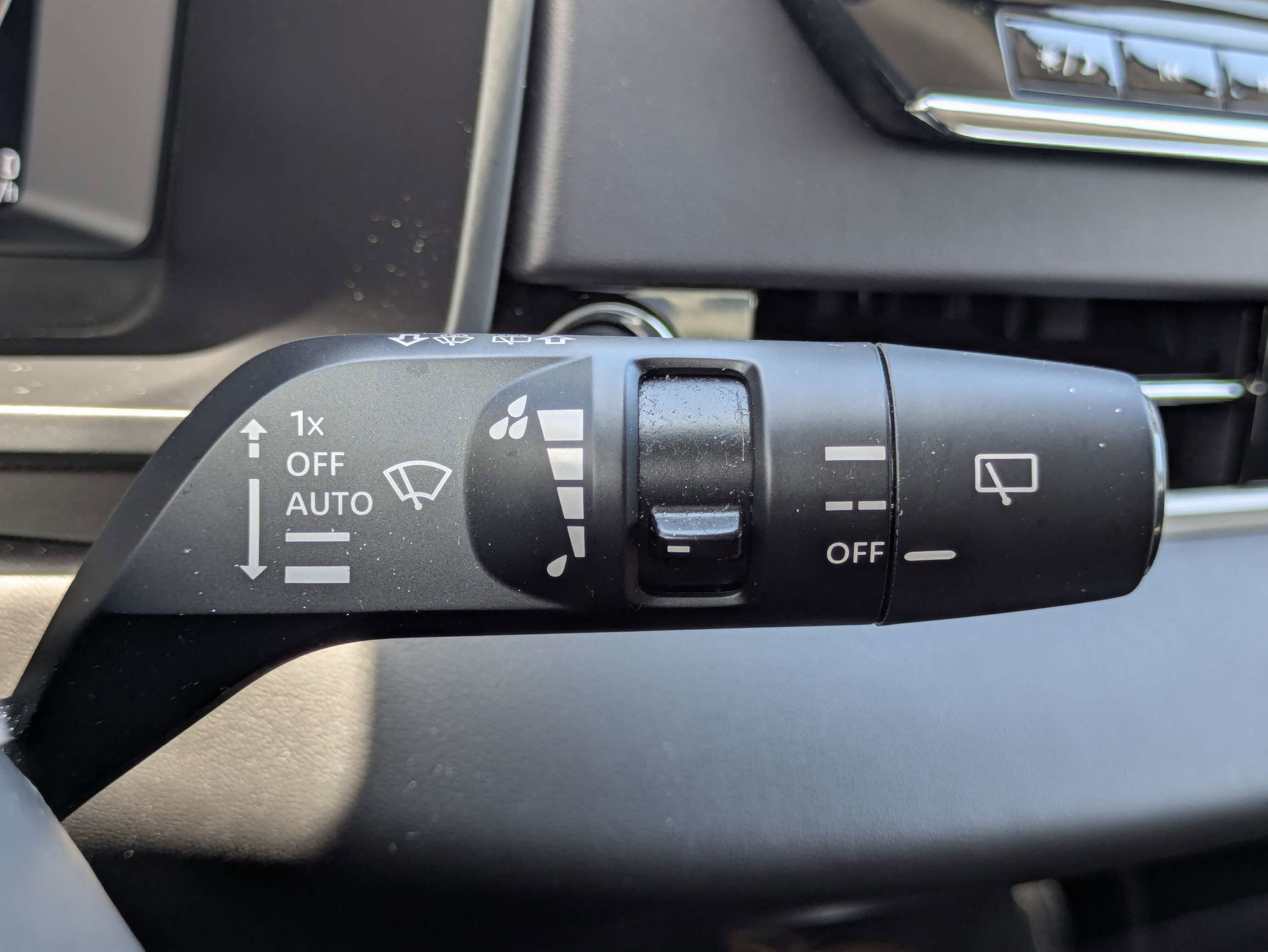 2024 Mitsubishi Outlander Base