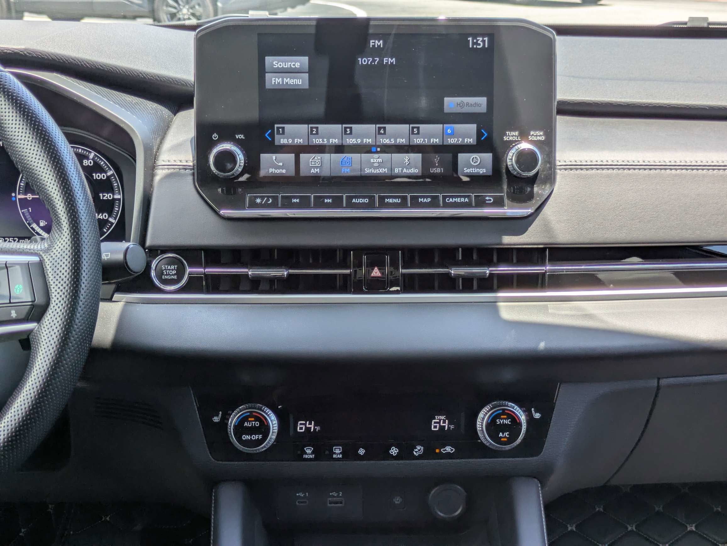 2024 Mitsubishi Outlander Base