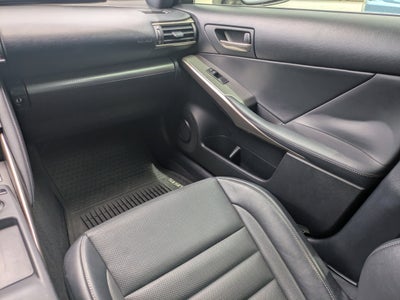 2018 Lexus IS 300