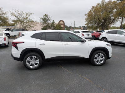 2025 Chevrolet Trax LS