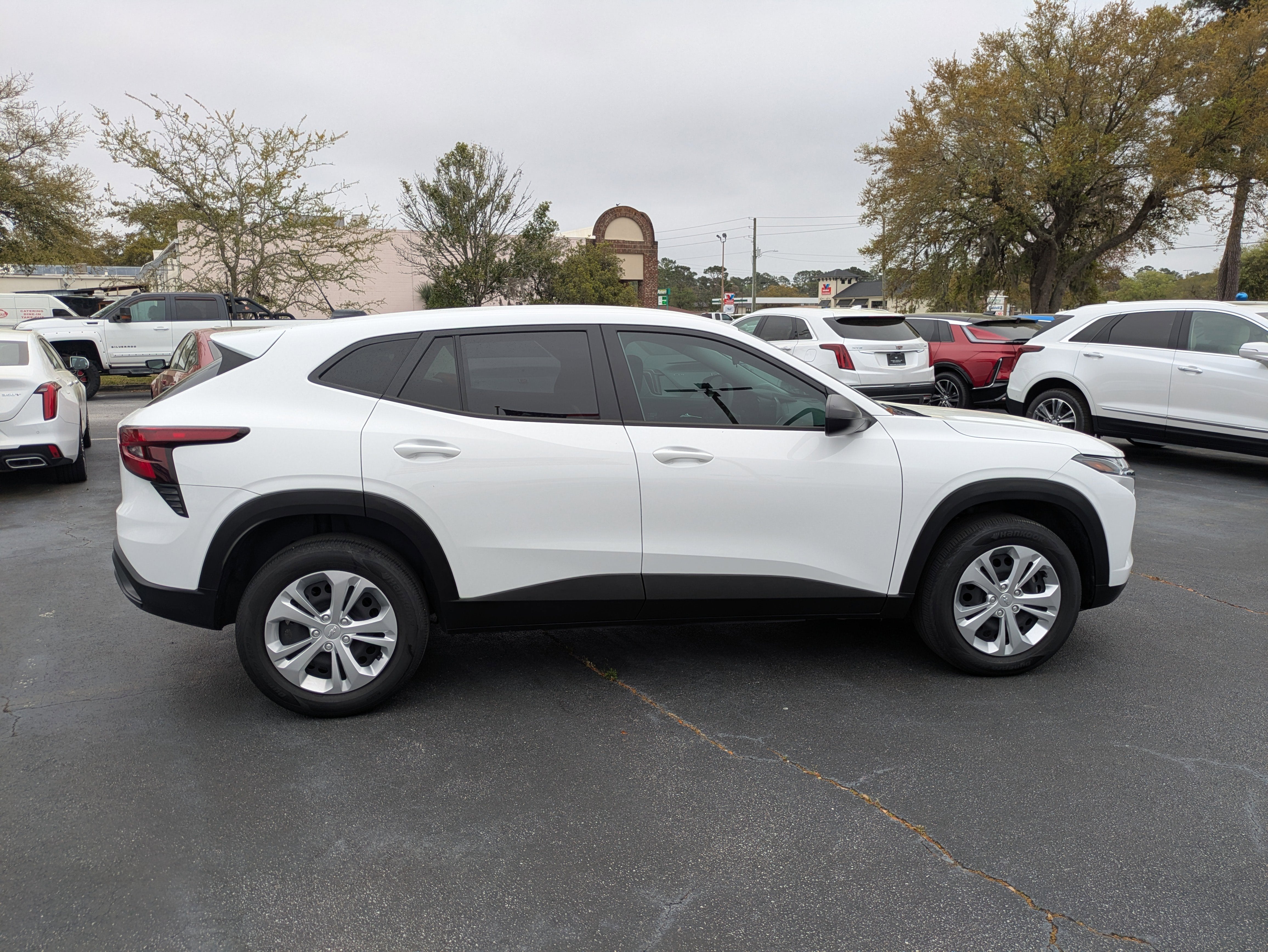 2025 Chevrolet Trax LS