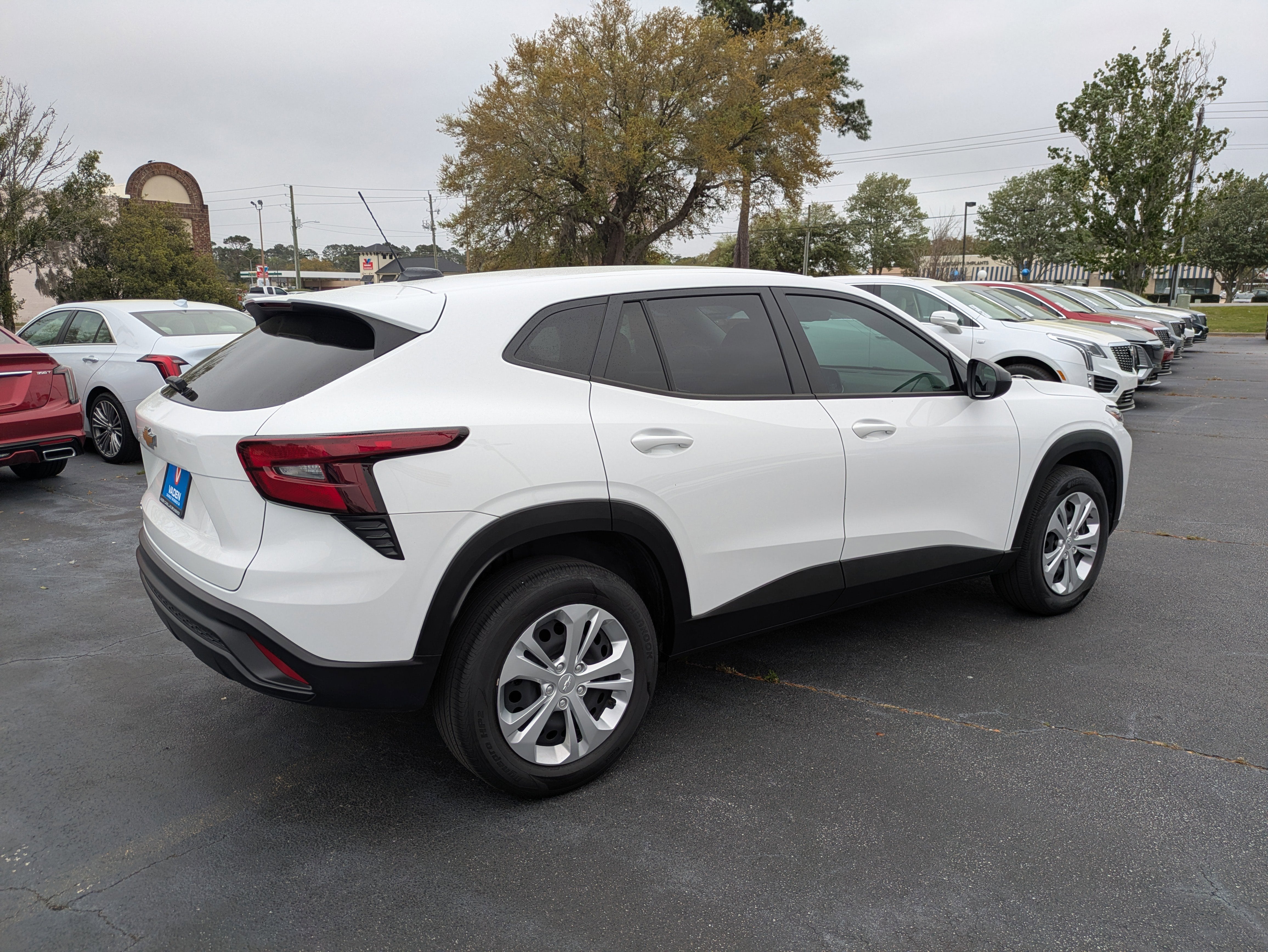 2025 Chevrolet Trax LS