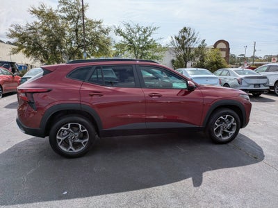 2025 Chevrolet Trax LT