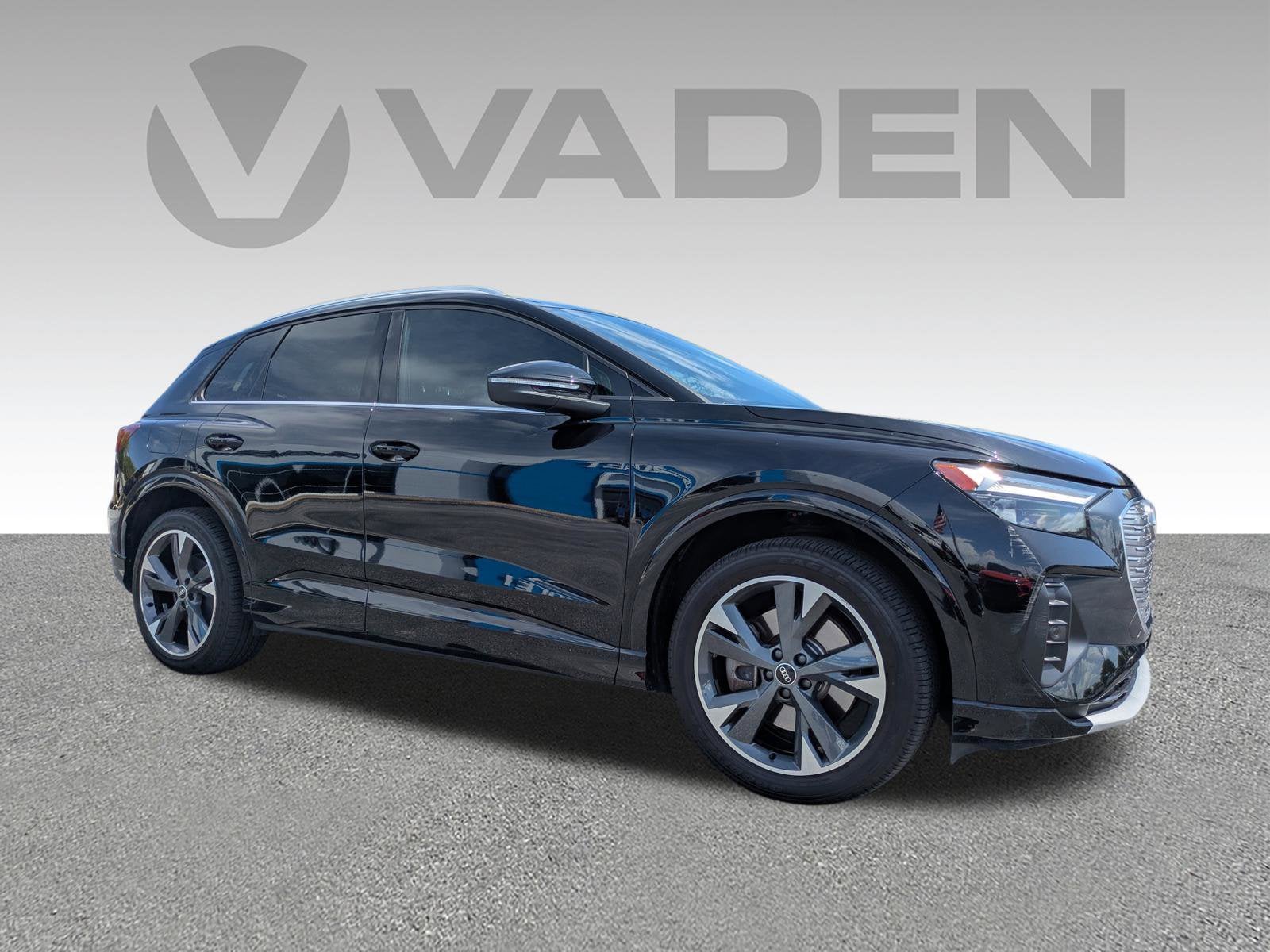 Used 2022 Audi Q4 e-tron Premium Plus with VIN WA1H2BFZ5NP030781 for sale in Bluffton, SC