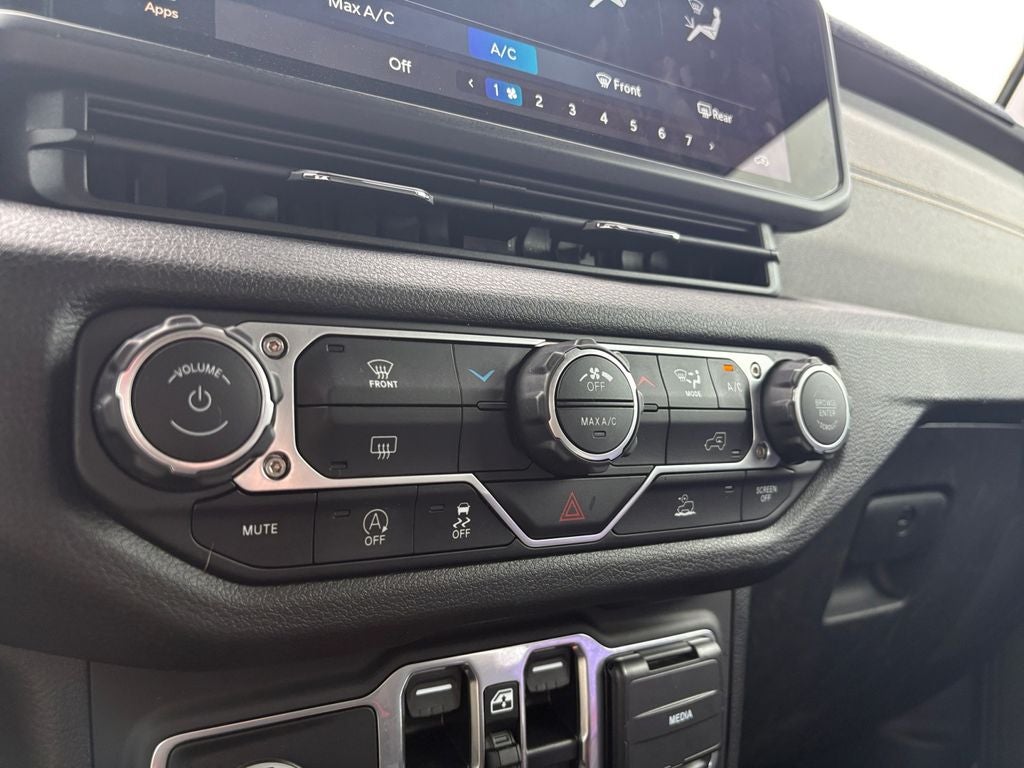 2024 Jeep Wrangler 4-Door Willys 4x4