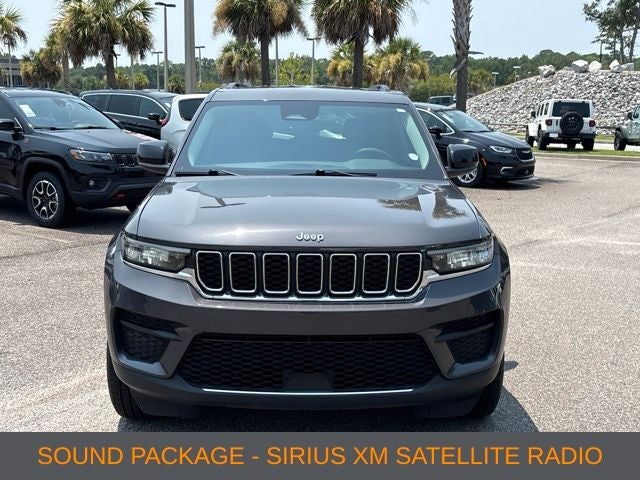 2023 Jeep Grand Cherokee Laredo 4x2