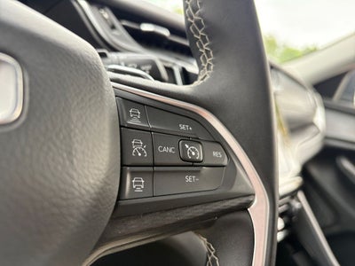 2023 Jeep Grand Cherokee Laredo 4x4