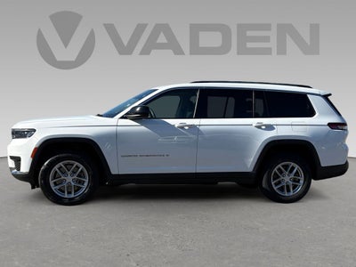 2023 Jeep Grand Cherokee L Laredo 4x2