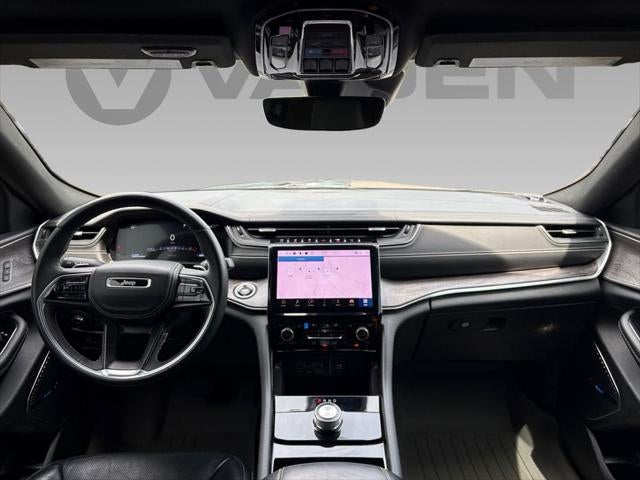 2022 Jeep Grand Cherokee L Overland 4x2