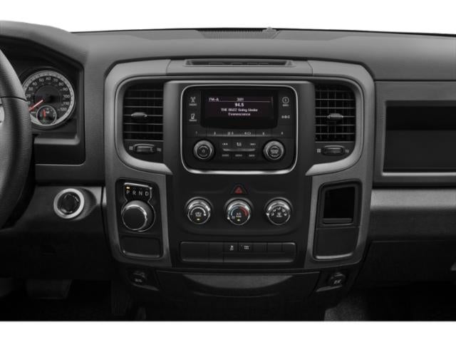 2022 RAM 1500 Classic SLT Crew Cab 4x2 5'7' Box