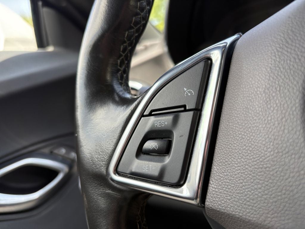 2023 Chevrolet Camaro RWD Convertible 1LT