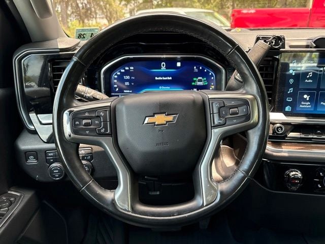 2023 Chevrolet Silverado 1500 4WD Crew Cab Standard Bed LT