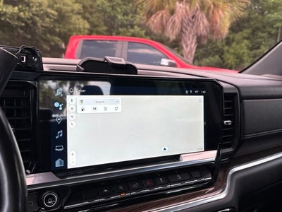 2023 Chevrolet Silverado 1500 4WD Crew Cab Standard Bed LT