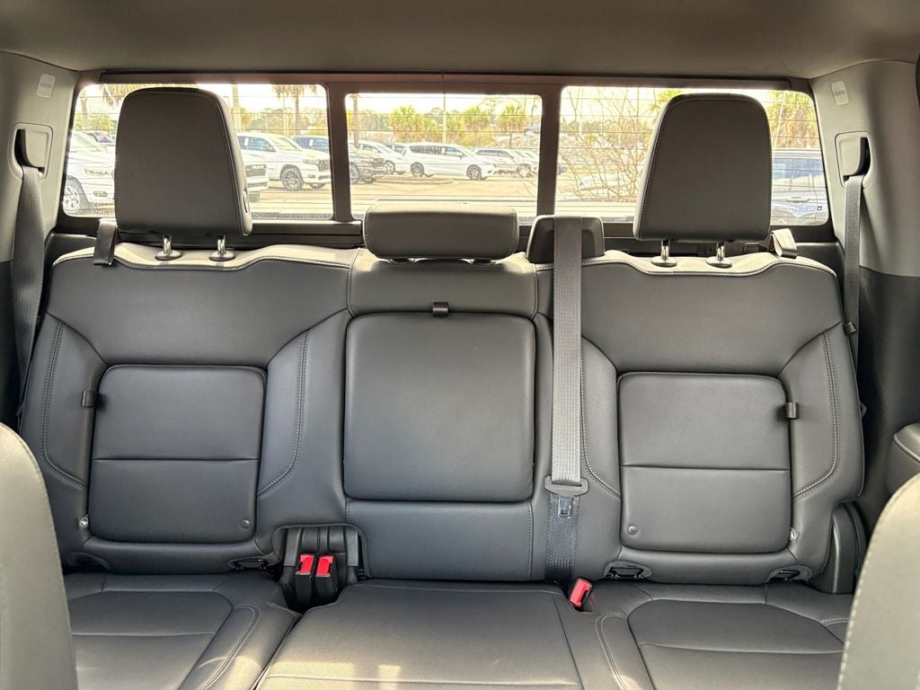 2021 Chevrolet Silverado 1500 4WD Crew Cab Short Bed LTZ