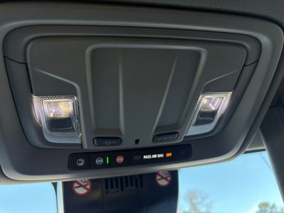 2025 GMC Sierra 1500 4WD Crew Cab Short Box SLT