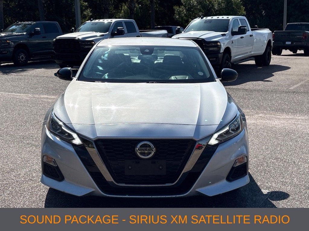 2022 Nissan Altima SR FWD