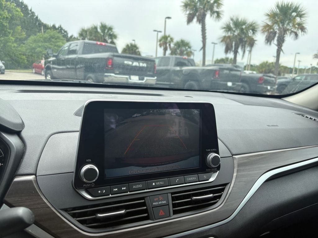 2025 Nissan Altima SV FWD