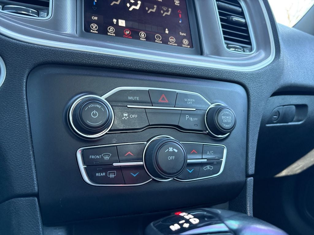 2022 Dodge Charger SXT RWD