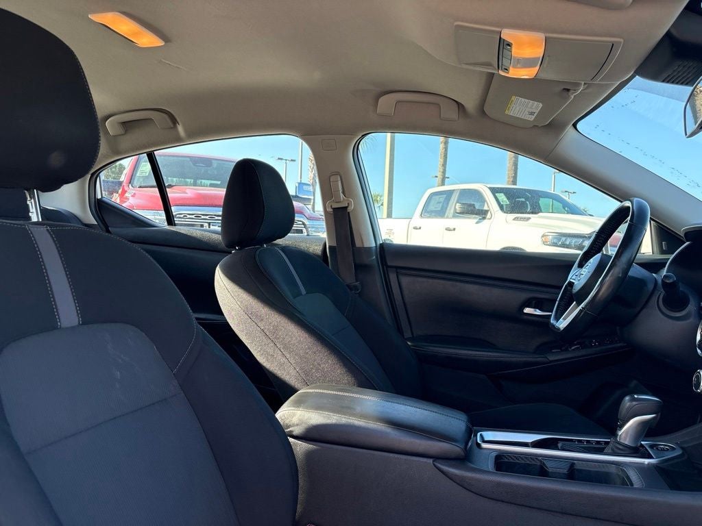 2022 Nissan Sentra SV Xtronic CVT