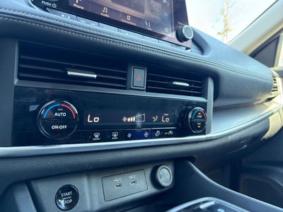 2025 Nissan Rogue SV FWD