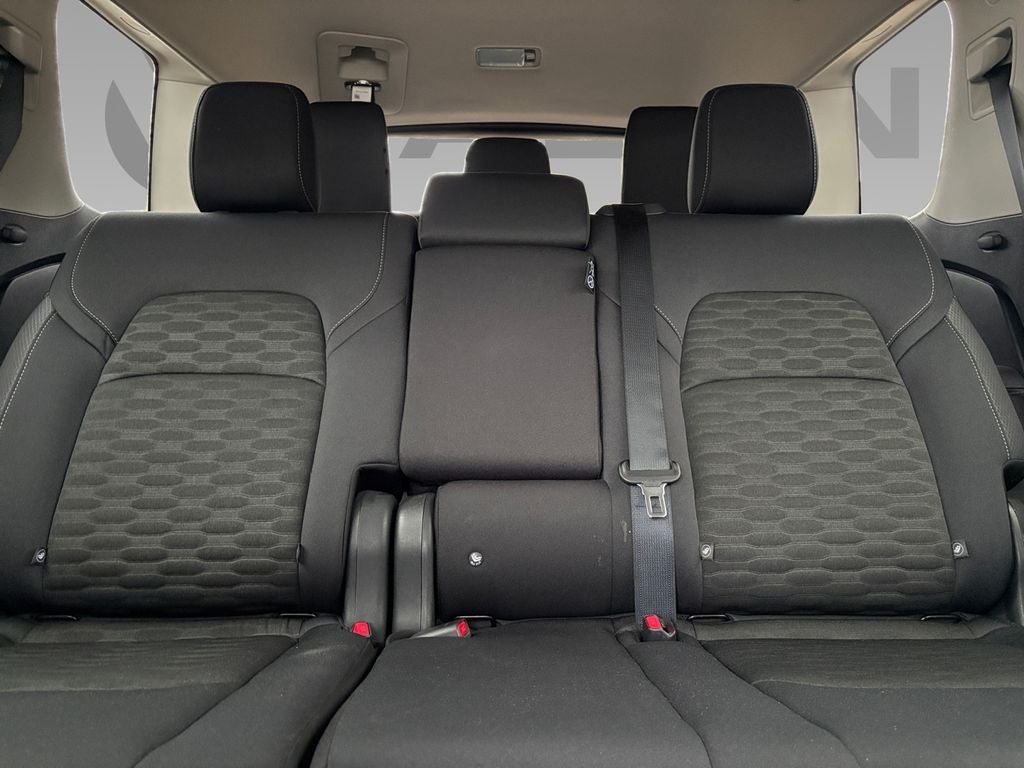 2025 Nissan Pathfinder SV FWD