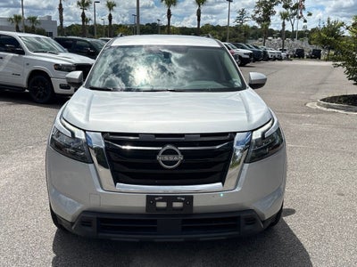 2025 Nissan Pathfinder SV 4WD