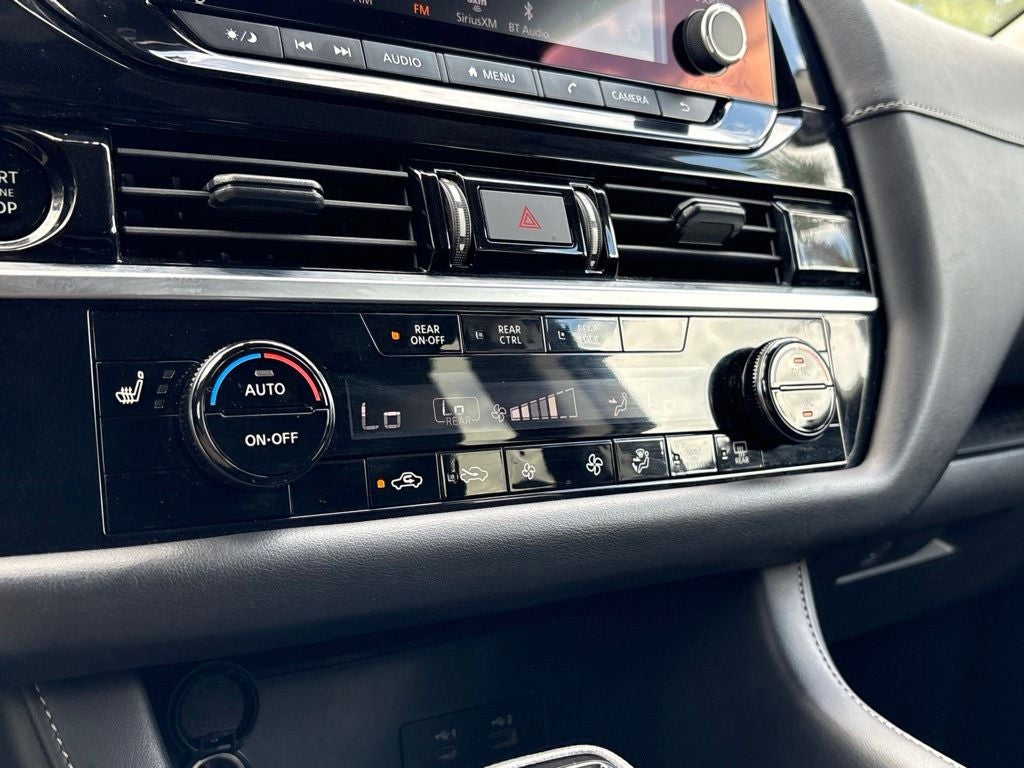 2025 Nissan Pathfinder SV 4WD