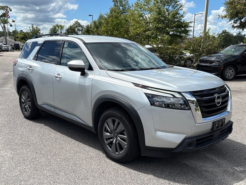 2025 Nissan Pathfinder SV 4WD