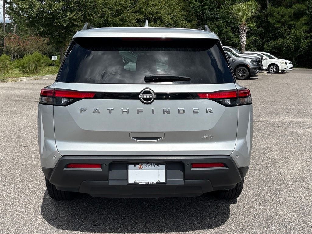 2025 Nissan Pathfinder SV 4WD