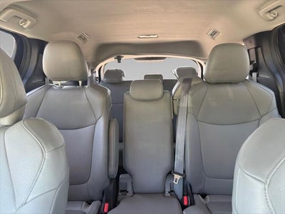 2025 Toyota Sienna XLE