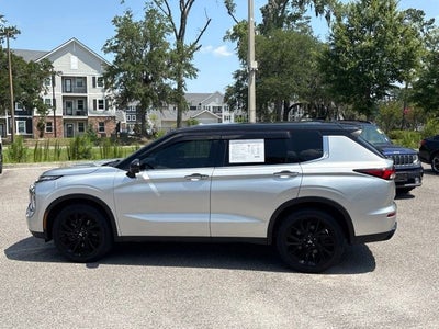 2023 Mitsubishi Outlander SEL Black Edition 2WD