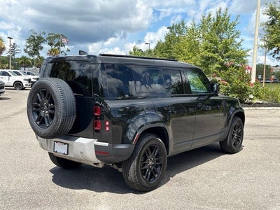 2025 Land Rover Defender 110 P300