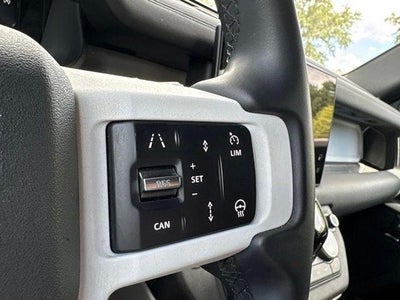 2025 Land Rover Defender 110 P300