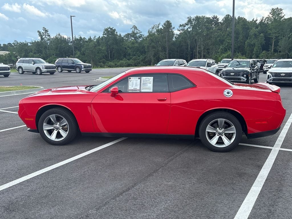 2022 Dodge Challenger SXT