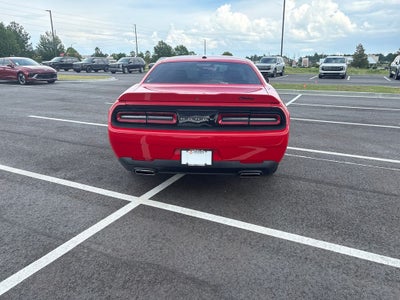 2022 Dodge Challenger SXT