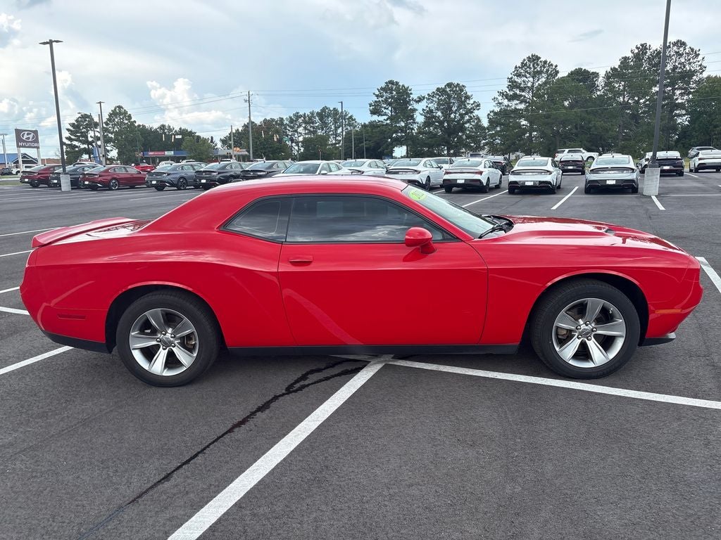 2022 Dodge Challenger SXT