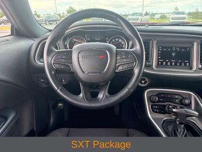 2022 Dodge Challenger SXT