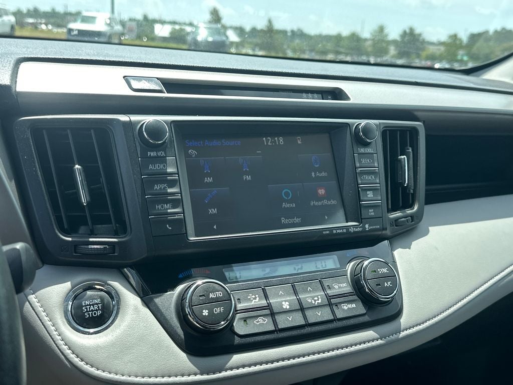 2017 Toyota RAV4 XLE