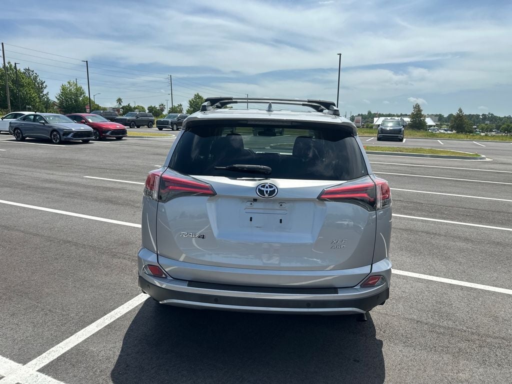 2017 Toyota RAV4 XLE