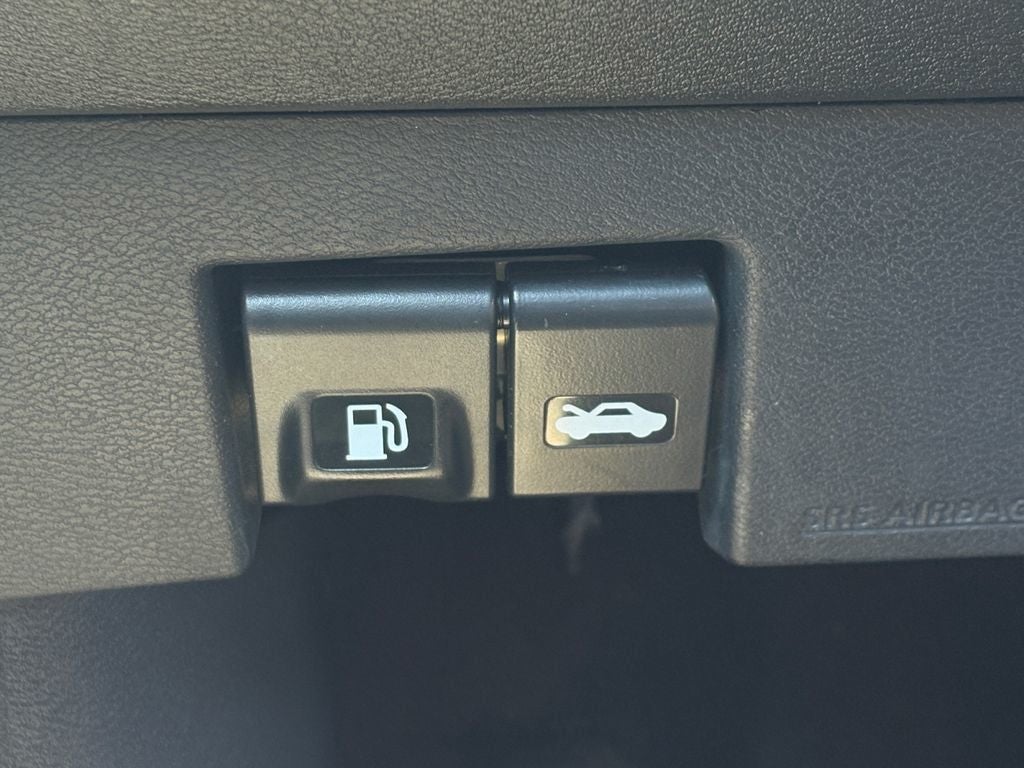 2023 Nissan Versa 1.6 SV