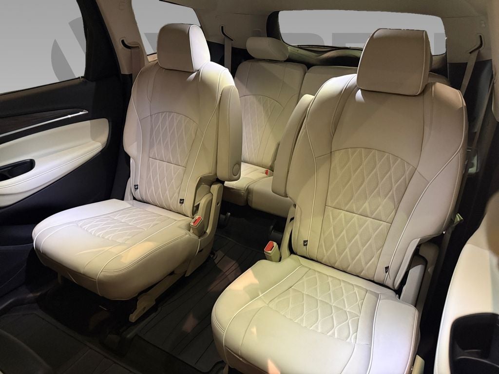 2022 Buick Enclave Avenir