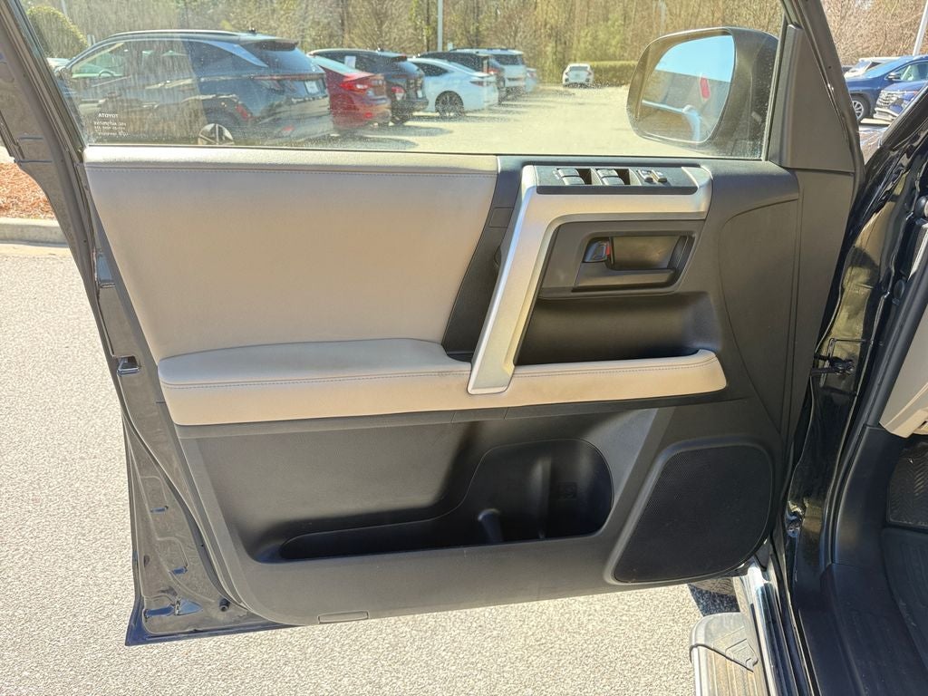 2013 Toyota 4Runner SR5