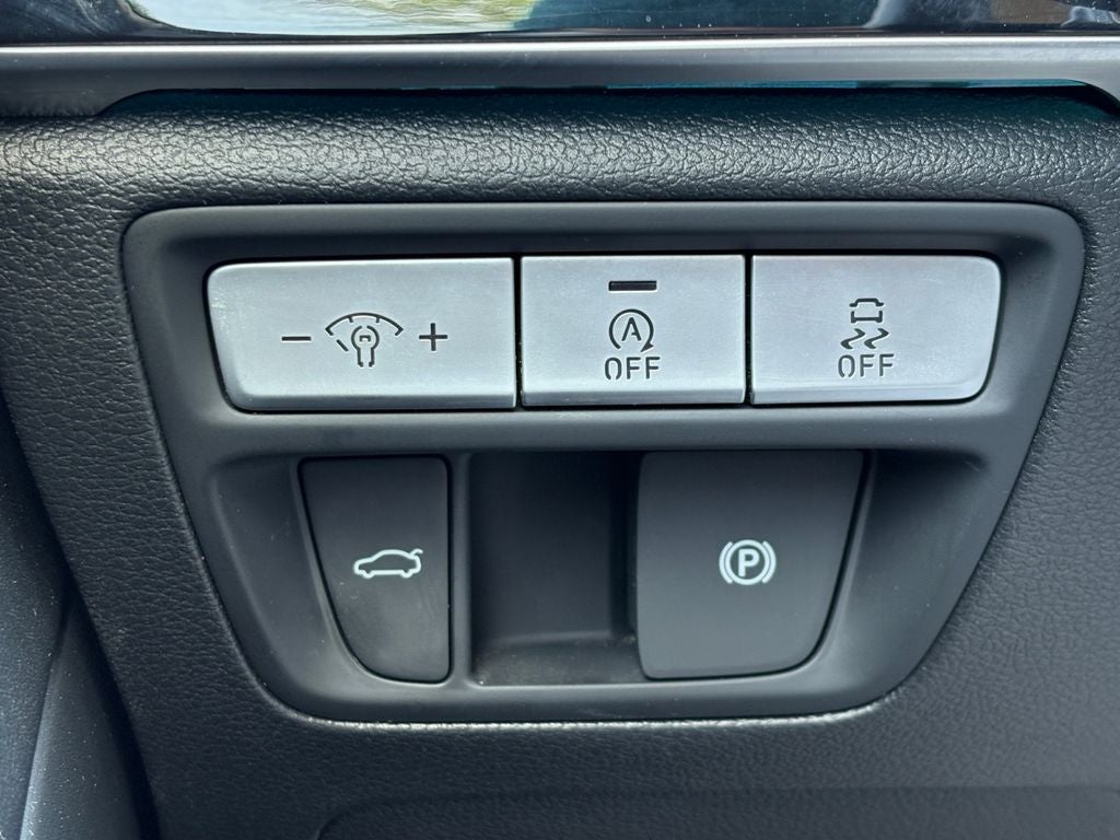 2023 Genesis G80 2.5T