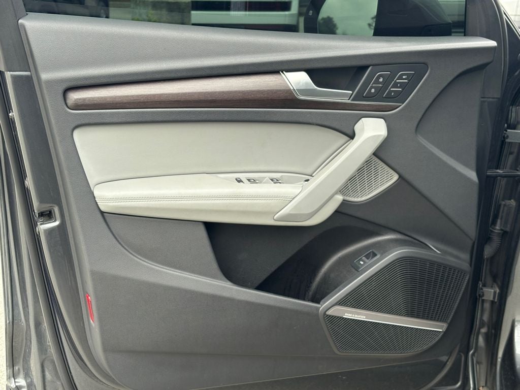 2022 Audi Q5 S line Premium Plus