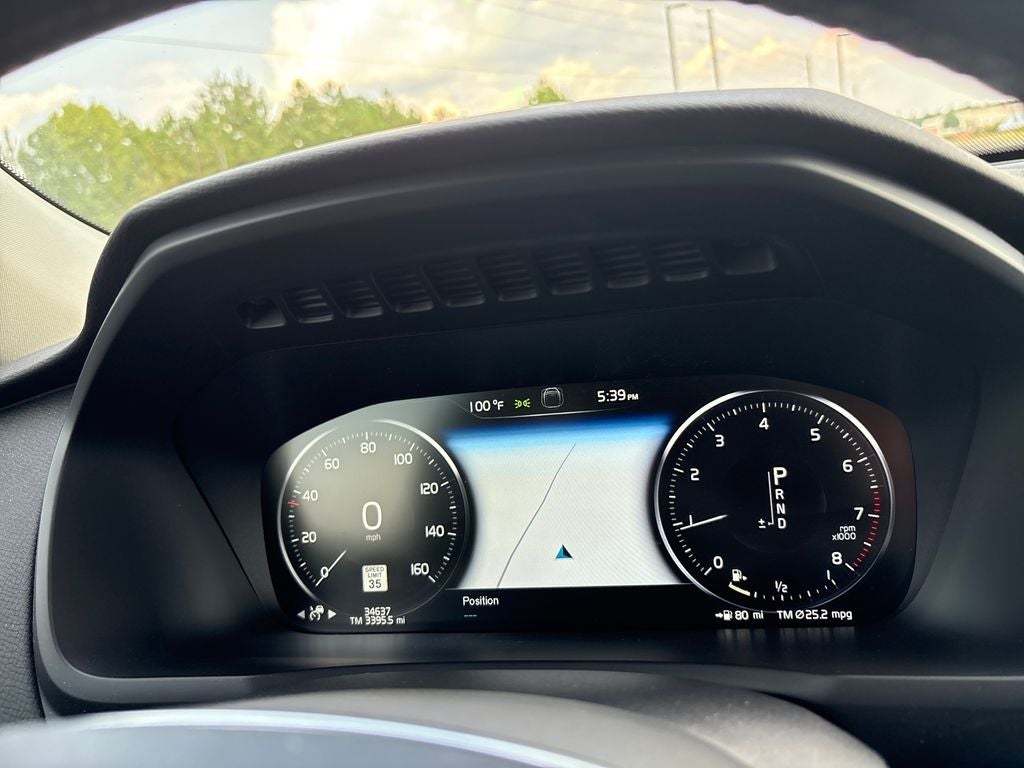2019 Volvo XC90 T6 Momentum