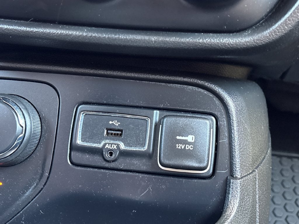 2016 Jeep Renegade Latitude 75th Anniversary Edition