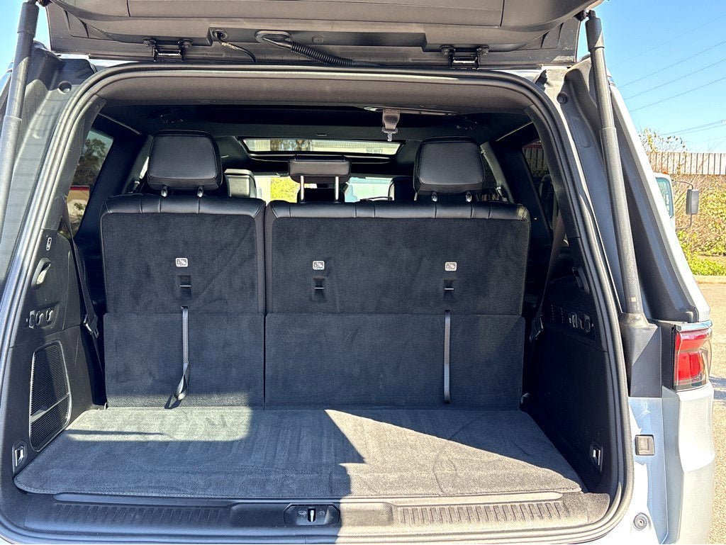 2024 Jeep Wagoneer BASE