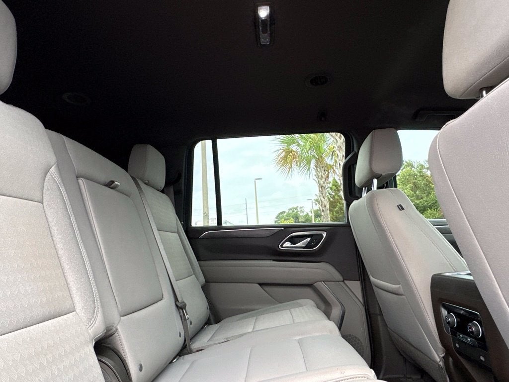 2021 Chevrolet Suburban LS