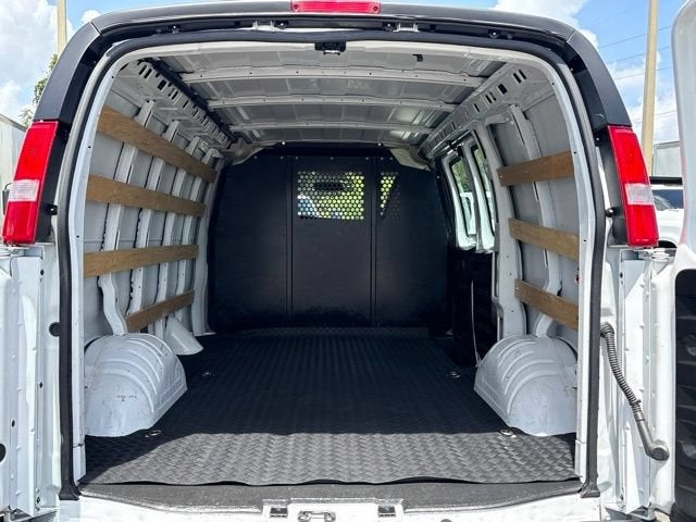2024 GMC Savana Cargo 2500 Work Van